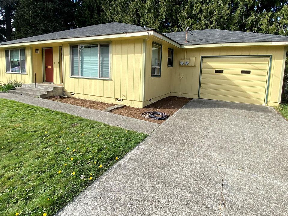 602 South Street SE - 1 bedroom and large attached garage