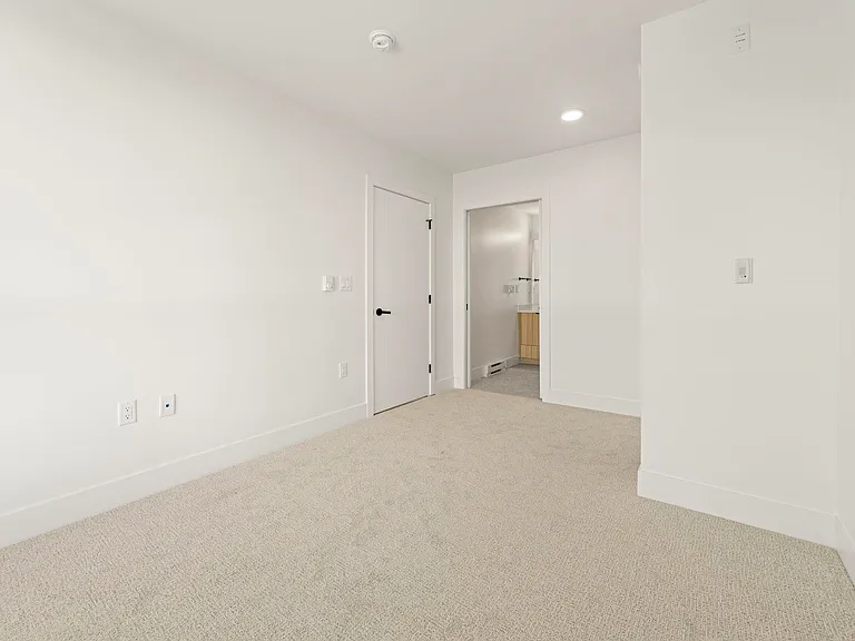 20769 Fraser Hwy #501 — Photo 11