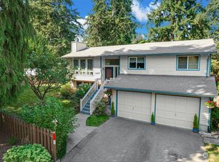 19221 58th Ave NE, Kenmore, WA 98028