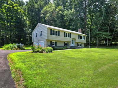 78 Osborn Ln, Monroe, CT, 06468
