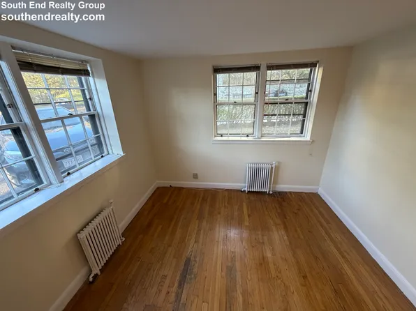 12 Kilsyth Ter APT 11, Brighton, MA 02135