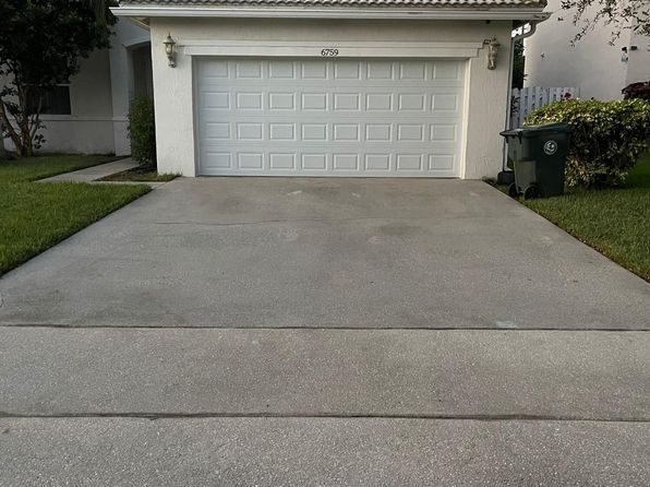 6759 Silver Ridge Ln