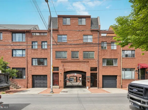 706 S 2nd St, Philadelphia, PA 19147