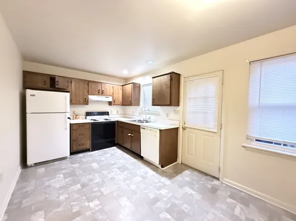 101 W Market St, Williamstown, PA 17098