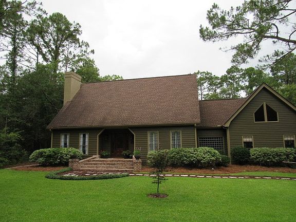 2nd image of 1553 N River Oaks Dr