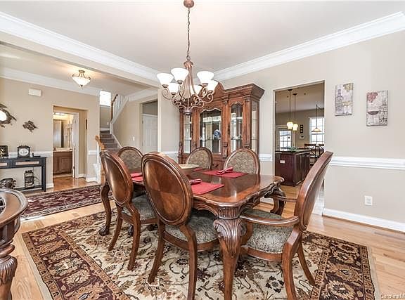 5th image of 3116 Nablus Dr