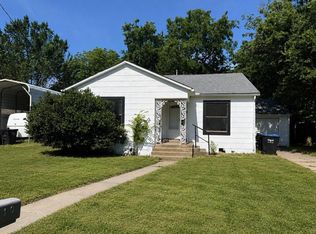 3910 Johnson St, Greenville, TX 75401