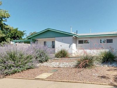 11105 Haines Ave NE, Albuquerque, NM, 87112