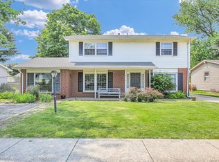 2107 Barberry Dr, Champaign, IL 61821