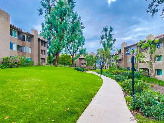 2nd image of 10225 Caminito Cuervo Unit 129