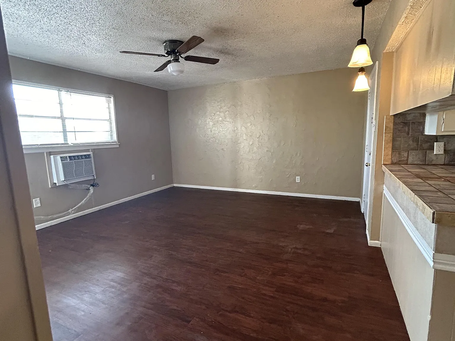 124 Temple Avenue - 7 — Photo 2