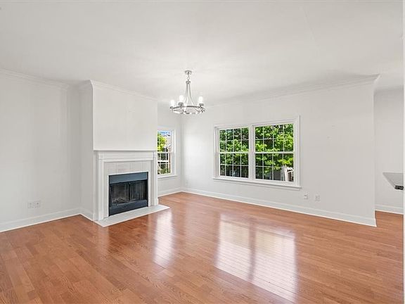 4th image of 11612 Tomahawk Creek Pkwy APT B