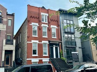 1333 W Walton St #R4, Chicago, IL 60642