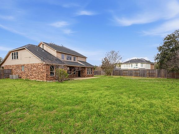5th image of 15306 Stoneridge Park Ln