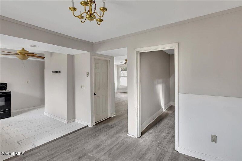 3rd image of 715 2nd Avenue