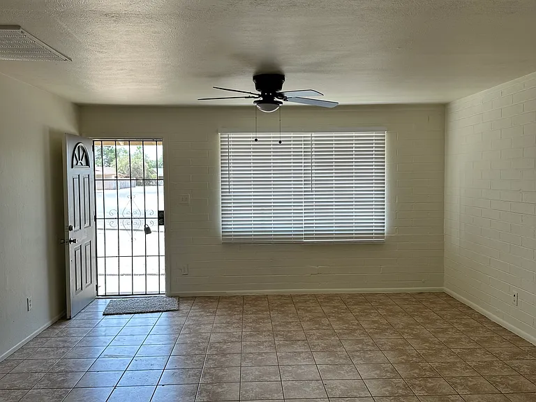 3602 W Rancho Dr — Photo 12