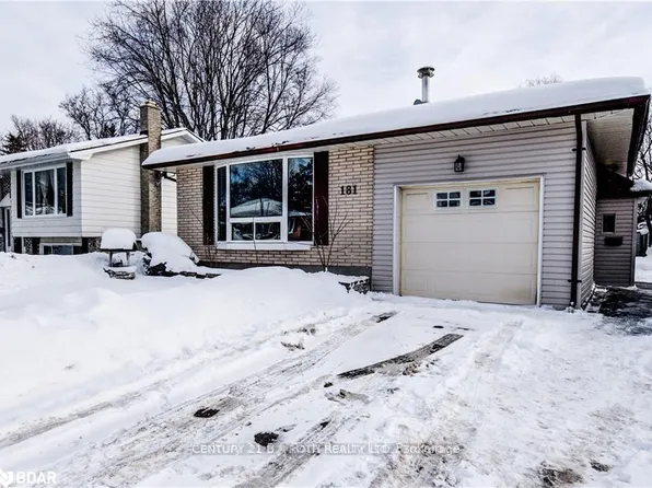 181 Rose St, Barrie, ON L4M 2T8
