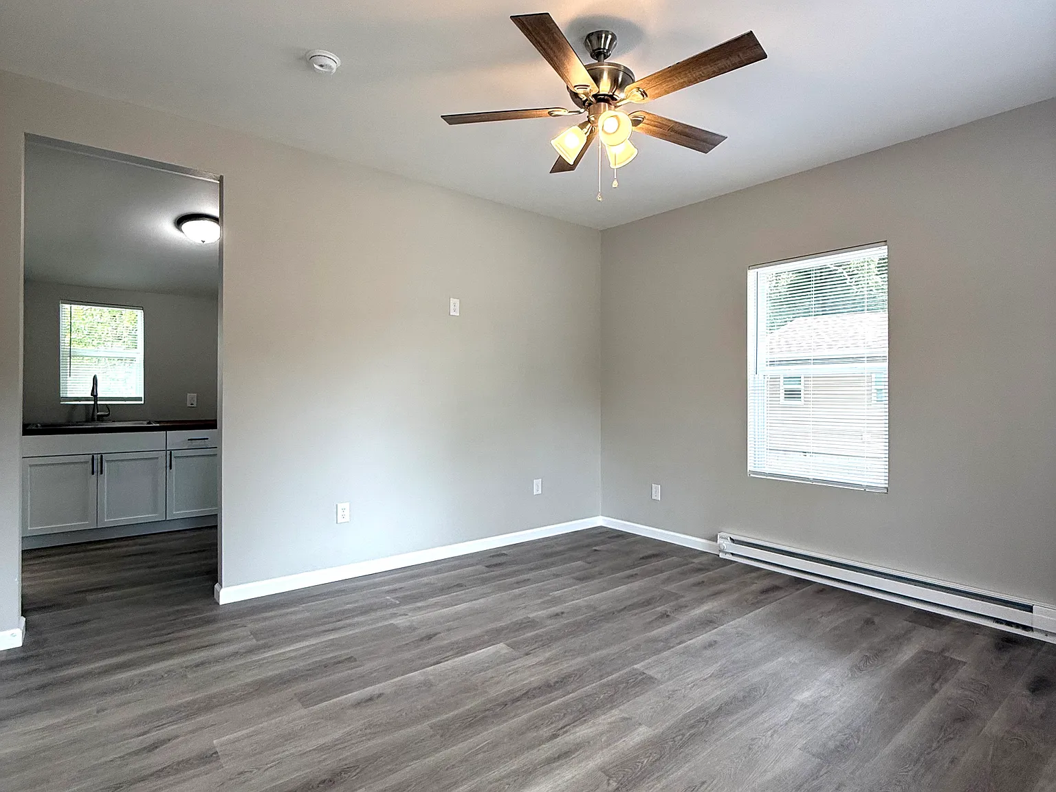 1 bed, $700 — Photo 2