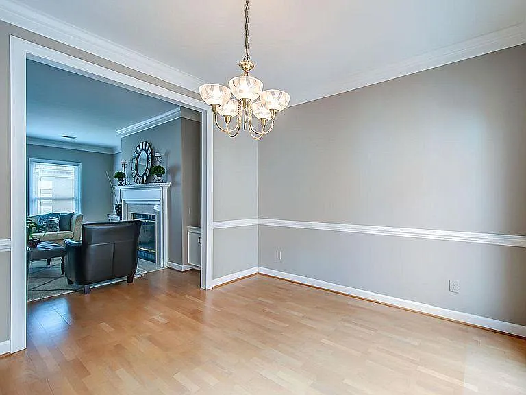 3051 Woodlawn Dr — Photo 8