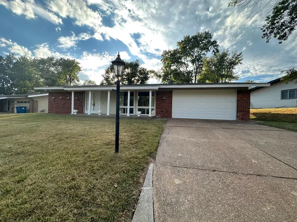 1643 Fontana Dr, Saint Louis, MO 63146