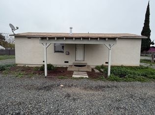 834 S Spruce Rd, Exeter, CA 93221