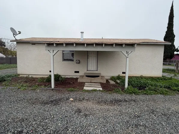 834 S Spruce Rd, Exeter, CA 93221