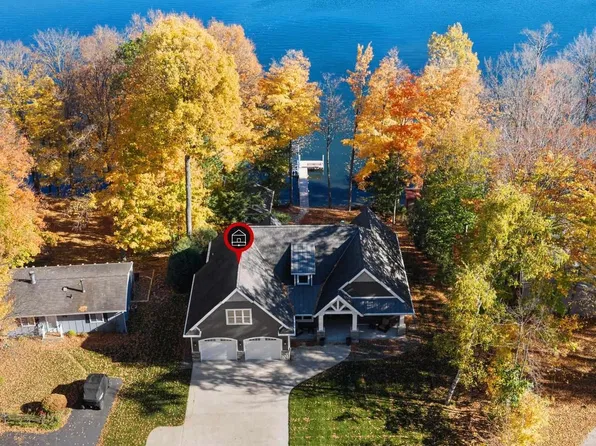 9521 N Kelly Lake Rd, Suring, WI 54174