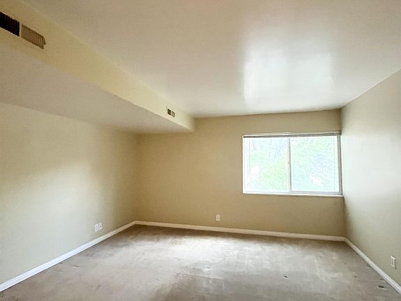 4th image of 5780 S Waterbury Way
