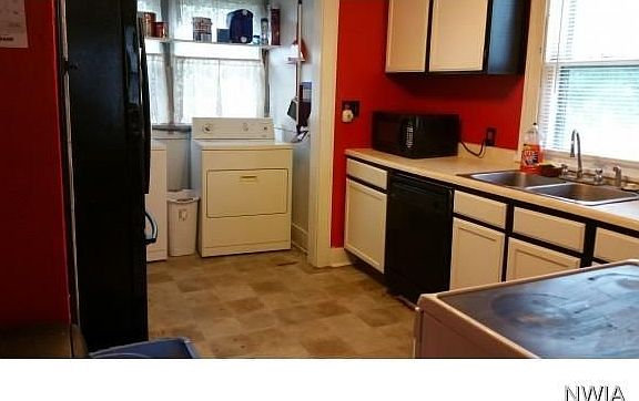 5th image of 2300 Jones St