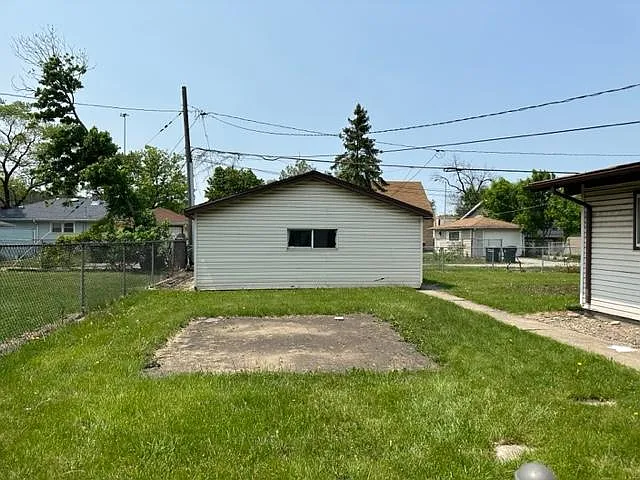 17422 Walter St — Photo 14