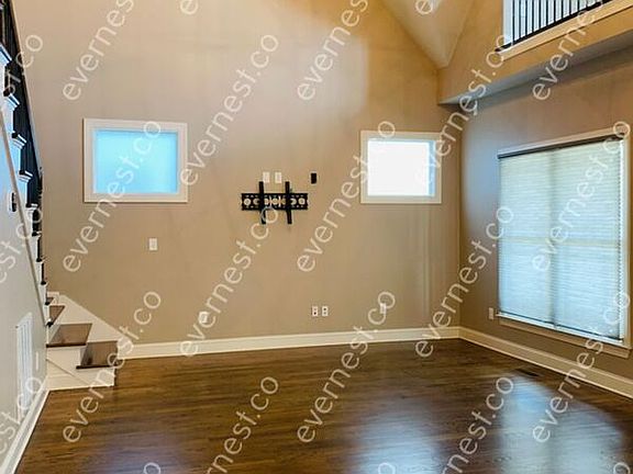 3rd image of 1415 Jefferson St