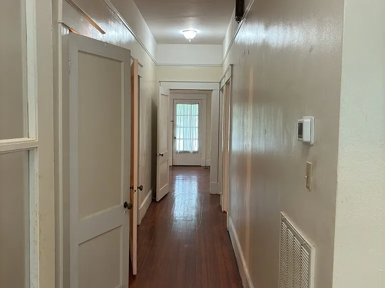 411 Central Ave — Photo 17
