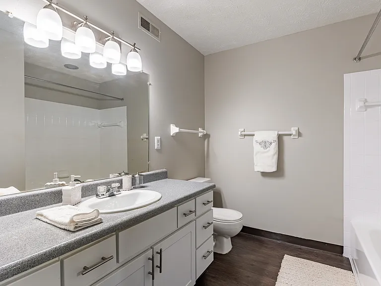 Emerson Village Apartments — Photo 18