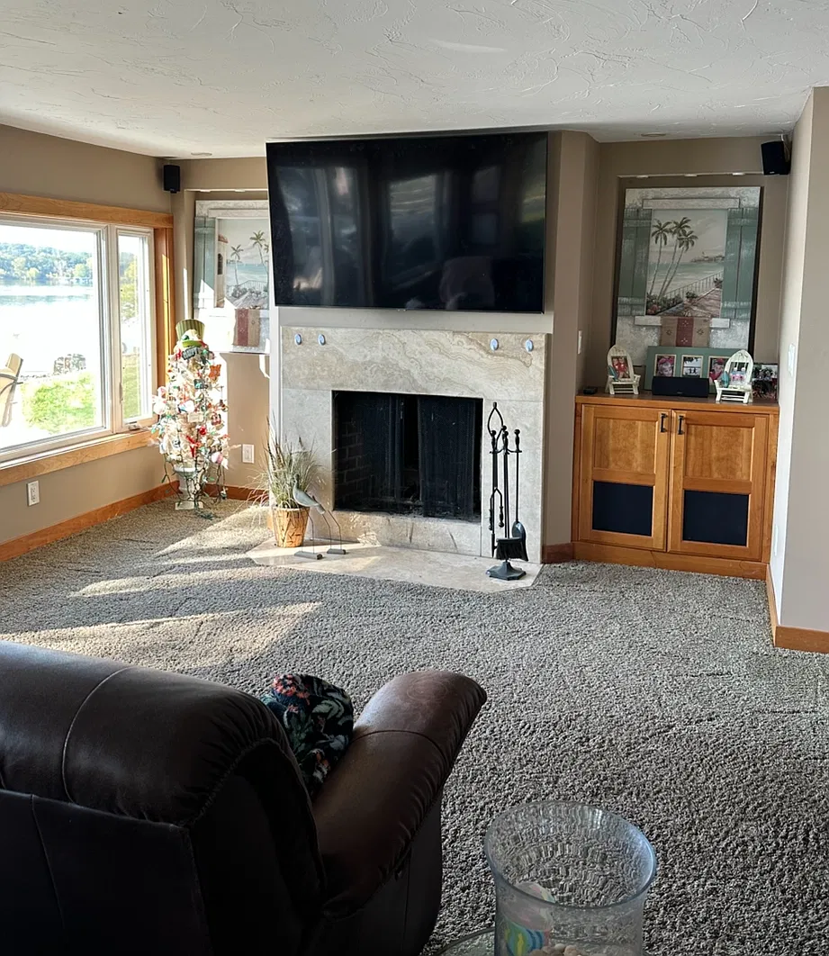 3 bed, 1.5 bath, 2100 sqft, $3,195 — Photo 4
