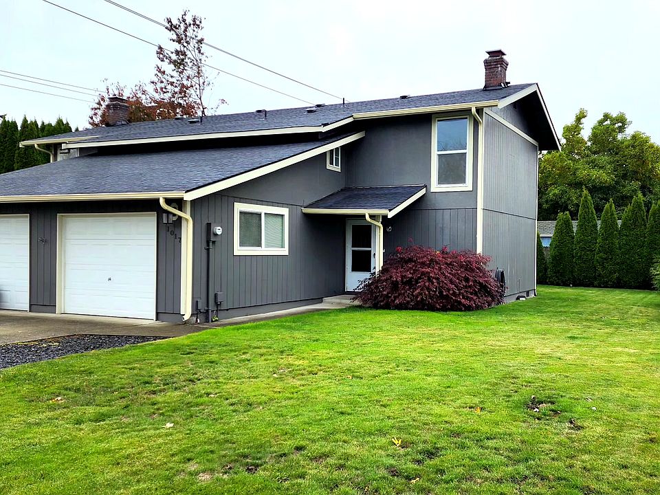 1st image of 1017 11th Ave NW