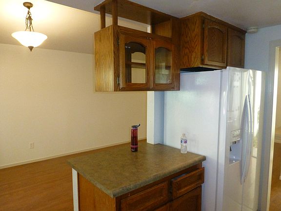 4th image of 107 Petrilli Cir