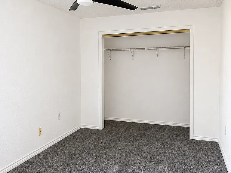 5509 Norma St — Photo 13