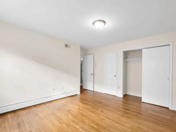 349 Gorge Road image 8 of 9