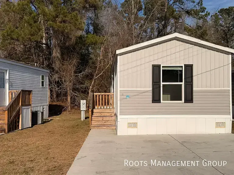 300 Brantley Dr #32 — Photo 3
