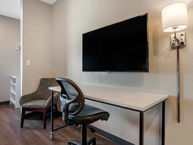 Studio Suite - 1 King Bed