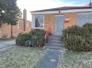 12820 S May St, Calumet Park, IL