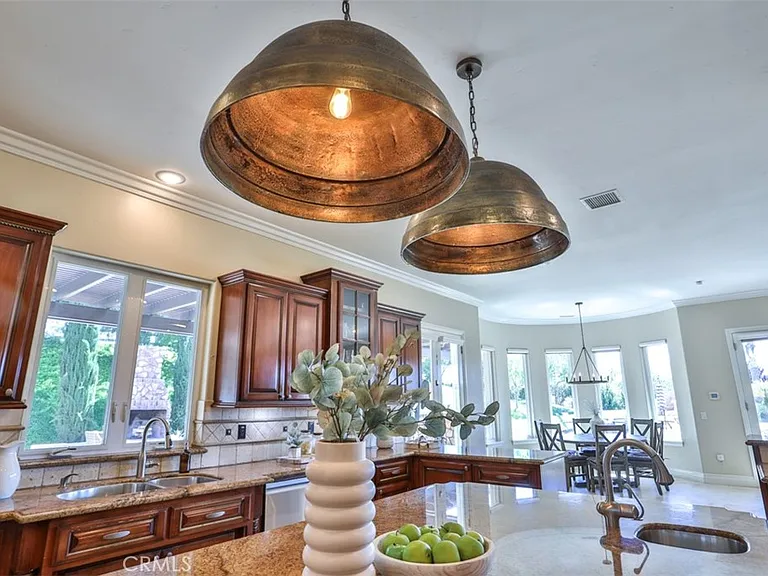39520 Colleen Way — Photo 36