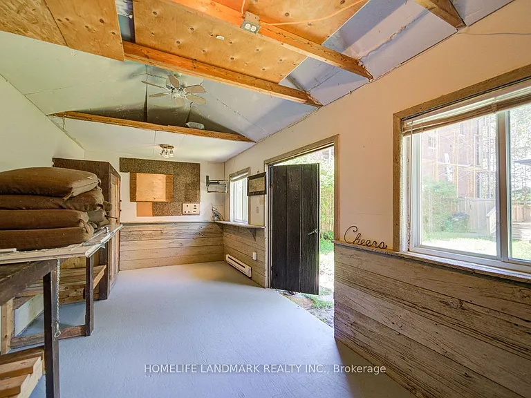 65 Cooks Bay Dr — Photo 20