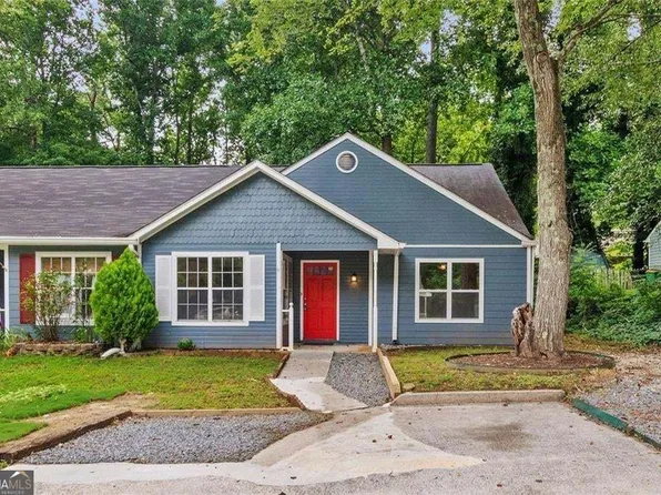 5126 Farm Place Dr NE, Woodstock, GA 30188