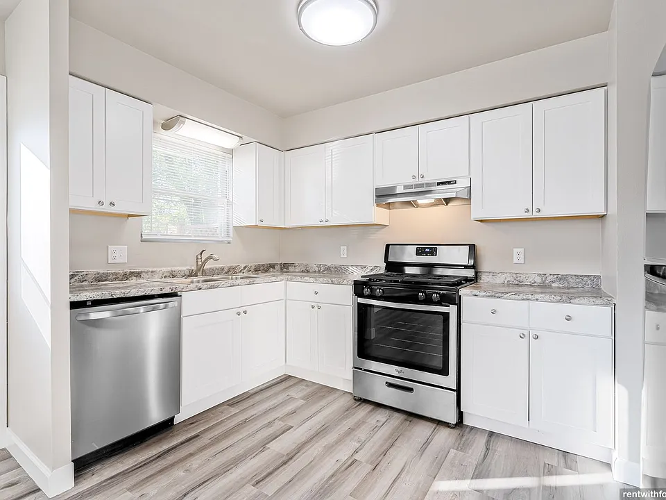 419- 457 N. Westfield St. / 1702 - 1704 Lombard Ave.