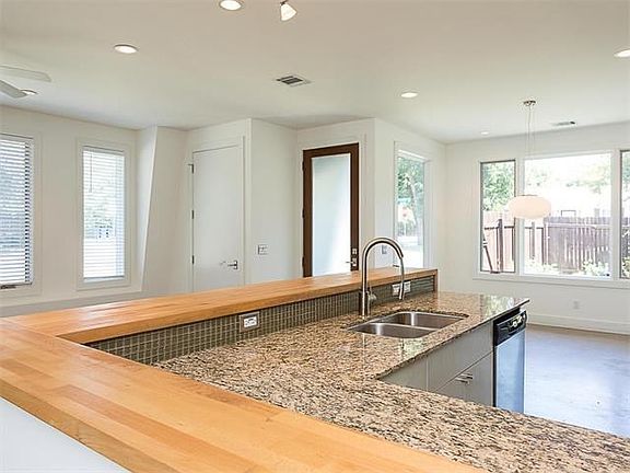 5th image of 5309 Guadalupe St #B