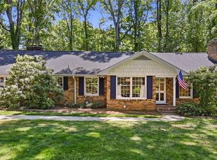 1117 Huntingdon Rd, Winston Salem, NC 27104