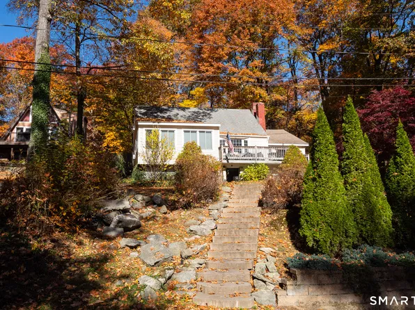 10 West Side Drive, Barkhamsted, CT 06063
