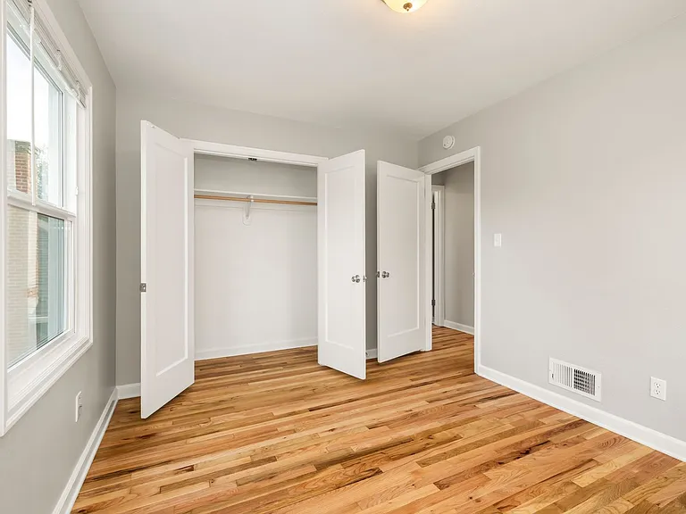 Parkside Apartments — Photo 7