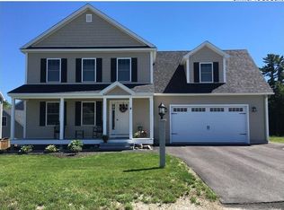 8 Fuller Rd, Cumberland, ME 04021